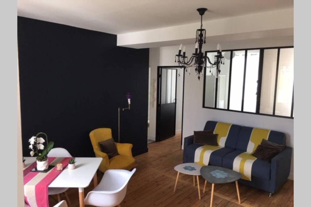 Appartement De Caractere Avec Terrasse. La Rochelle  Exterior foto
