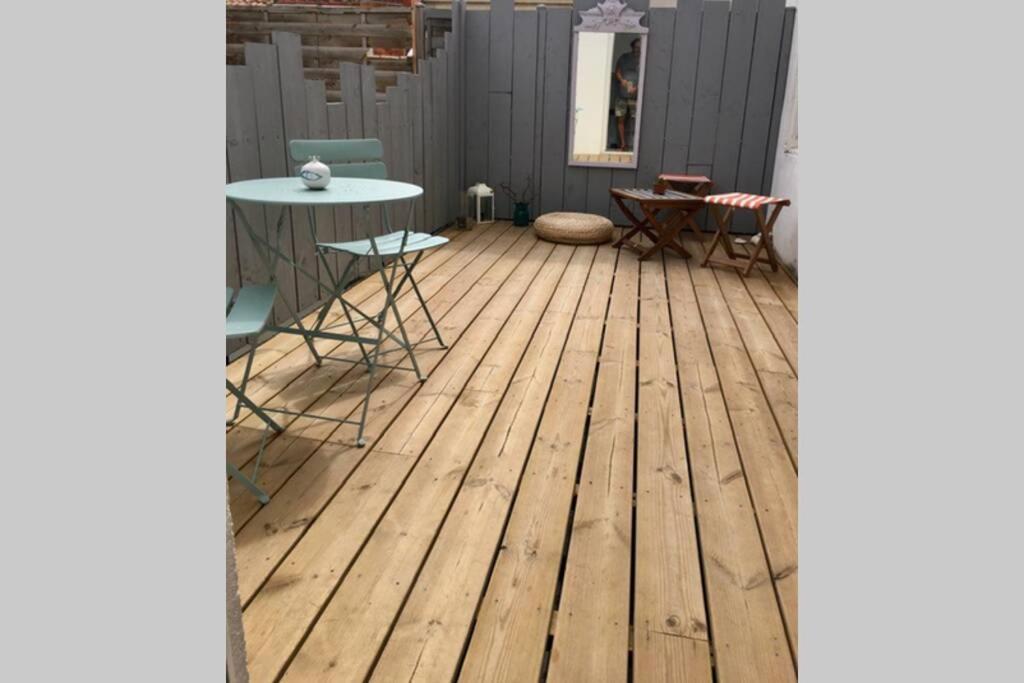 Appartement De Caractere Avec Terrasse. La Rochelle  Exterior foto